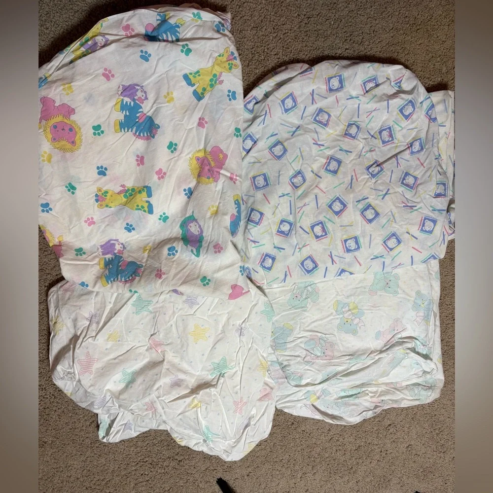 Vintage set of 4 fitted crib sheets
